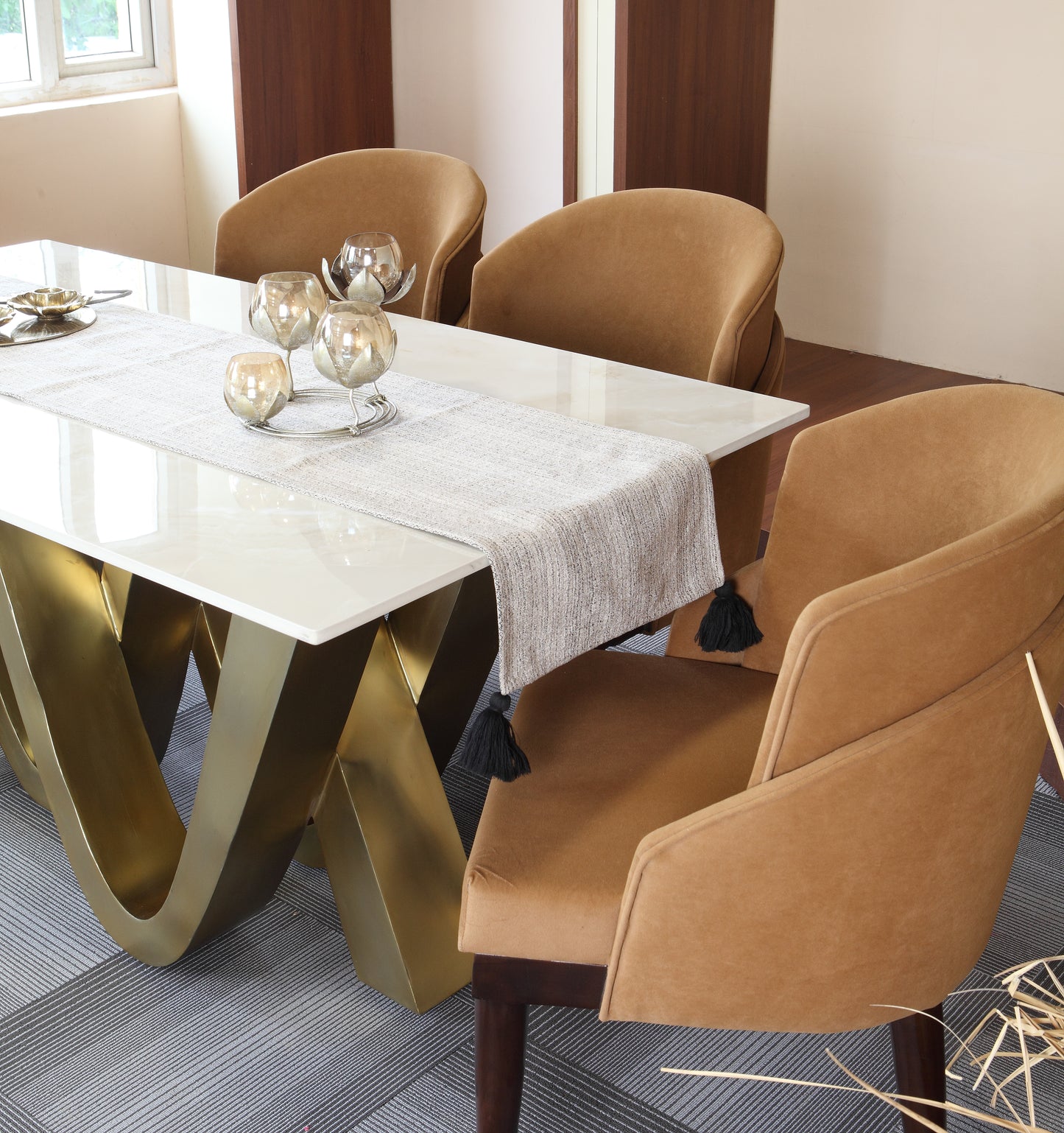 Dining Tables 4
