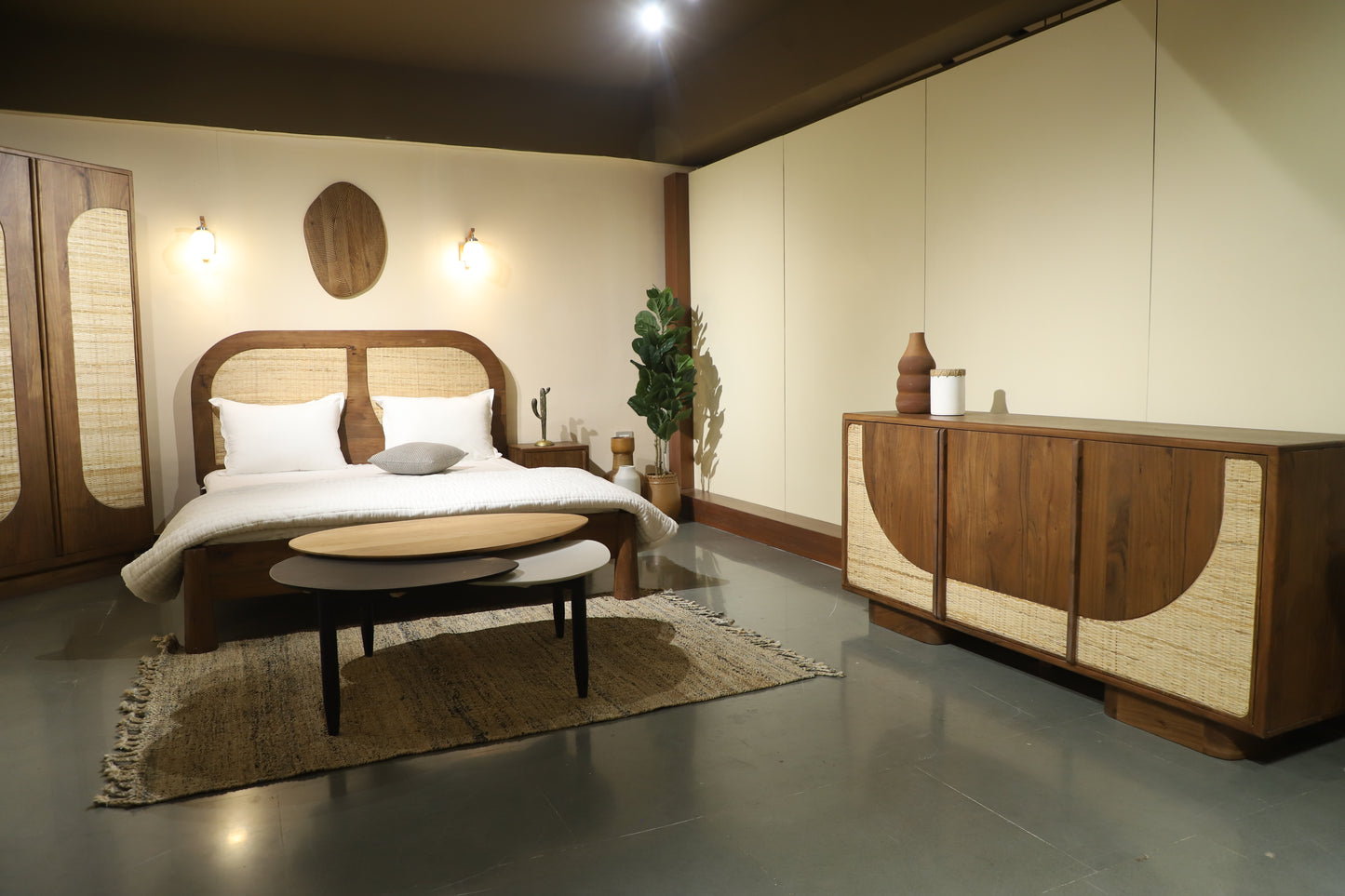 Ravaya Collection - Bed Set