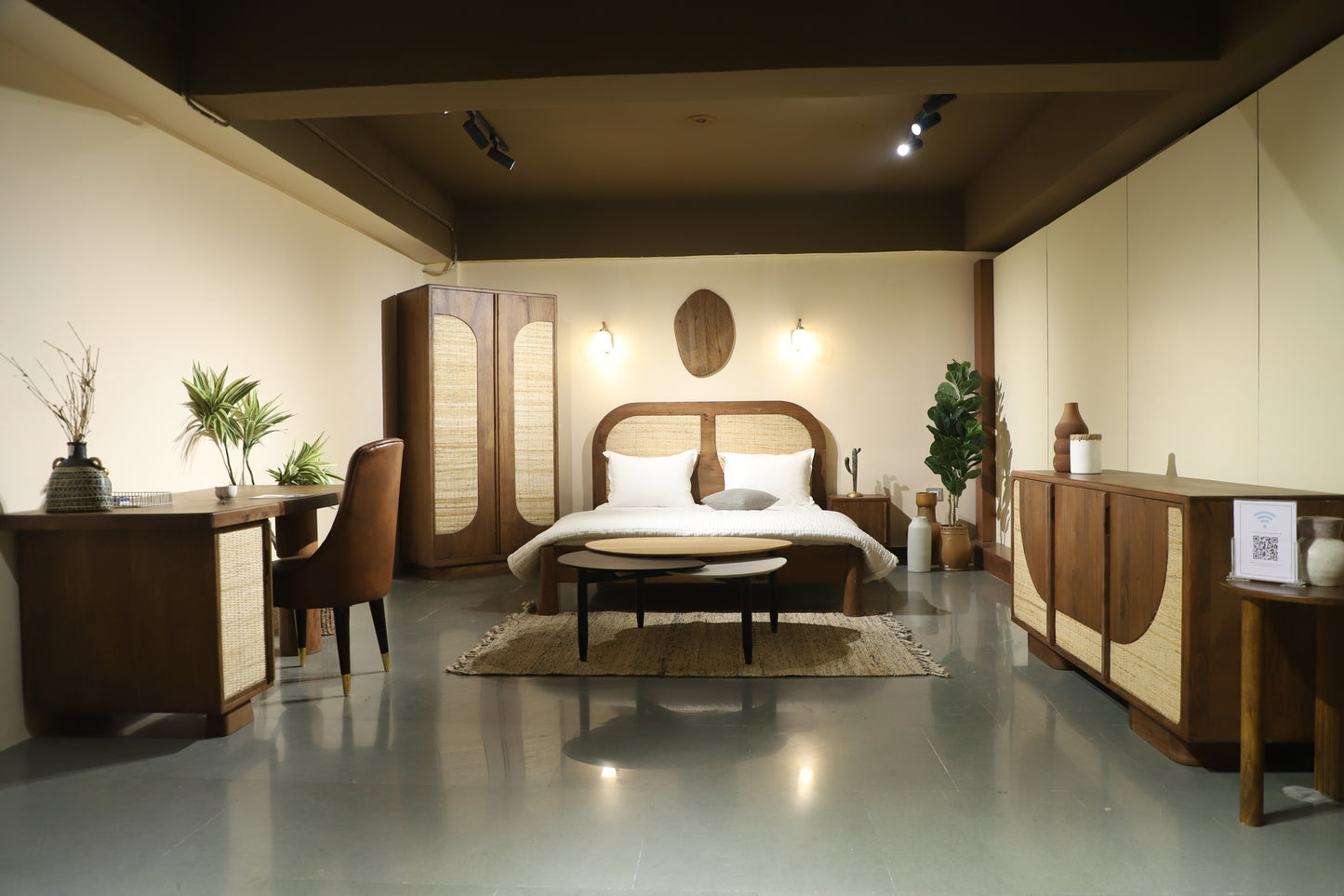 Ravaya Collection - Bed Set