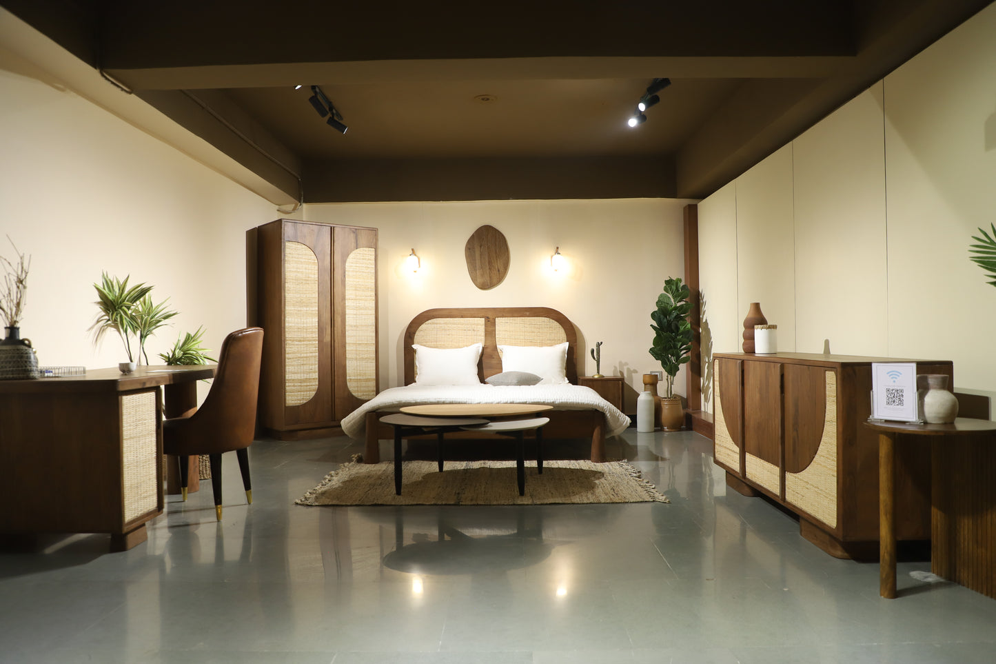 Ravaya Collection - Bed Set